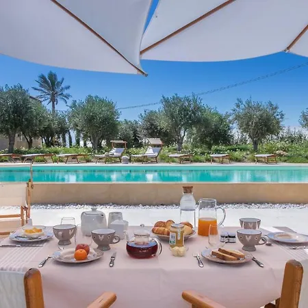 Passo Degli Aironi 12, Emma