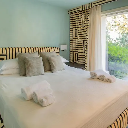 Passo Degli Aironi 12, Emma *