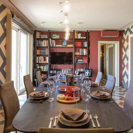 Passo Degli Aironi 12, Emma *