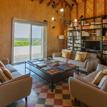 Passo Degli Aironi 12, Emma Villa