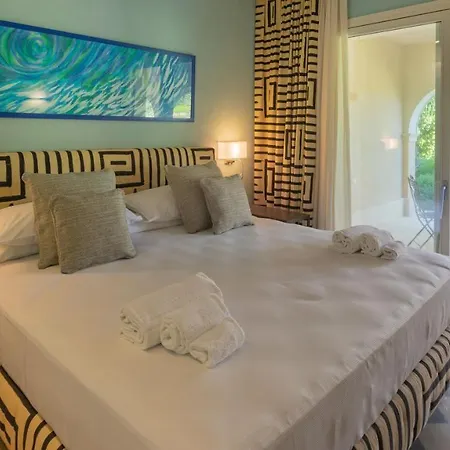 Passo Degli Aironi 12, Emma Villa Noto